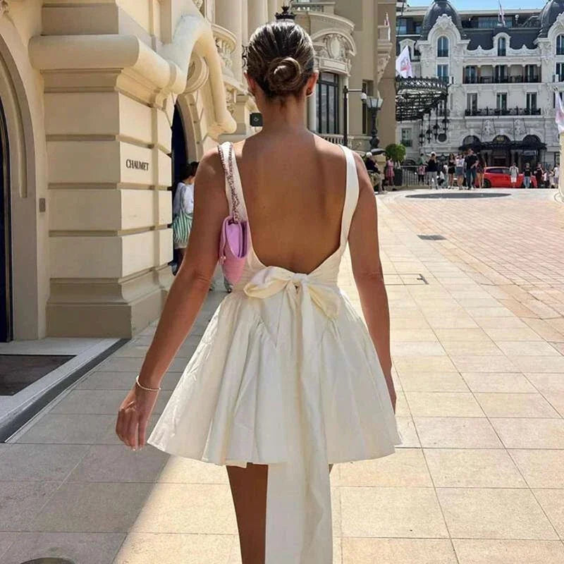 Debs Unique Square Neck Mini Dresses
